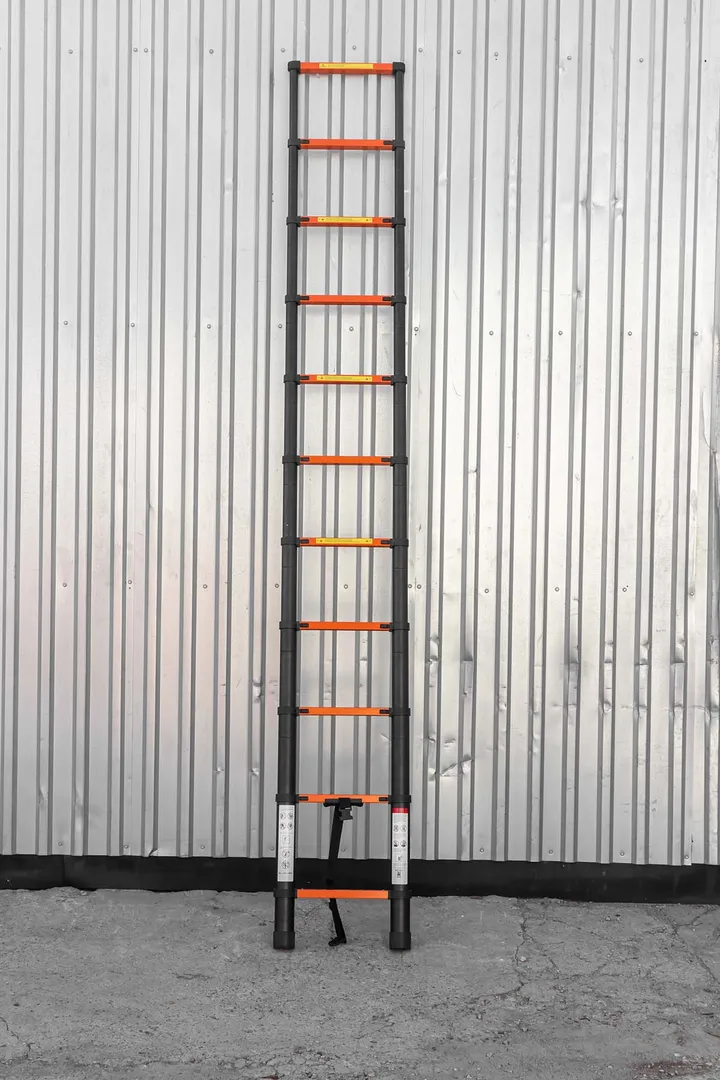 Лестница телескопическая алюм. бытовая 3.2м, 11 ступ. ISMA ISMA-UP320