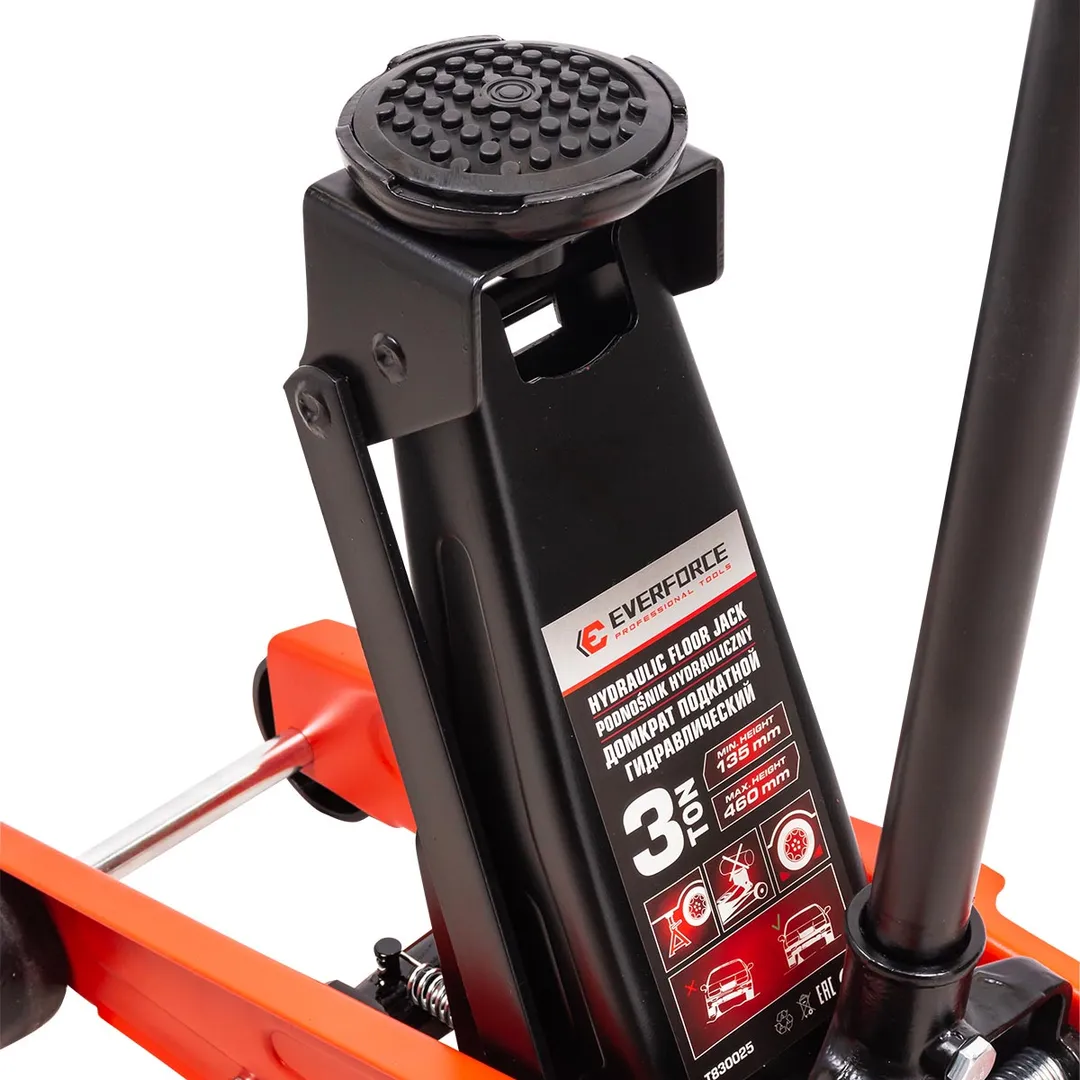 Домкрат подкатной гидравлический 3 т, 135-460 мм EVERFORCE EF-T830025