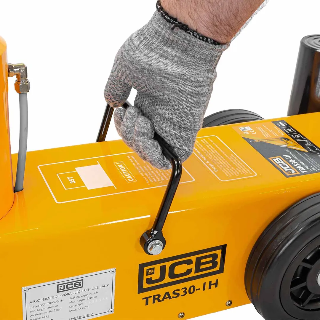 Домкрат подкатной пневмогидравлический 35 т, 360-910 мм JCB JCB-TRAS30-1H