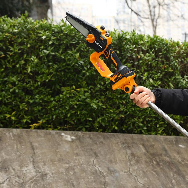 Цепная пила-высоторез аккумуляторная DKCHS 20-150 063-4482 DEKO 063-4482