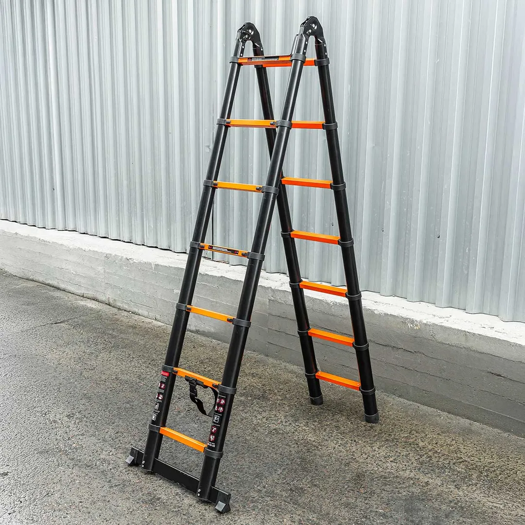 Лестница-стремянка телескопическая алюм. бытовая 2.2+2.2 м, 7+7 ступ ISMA ISMA-UP220-M