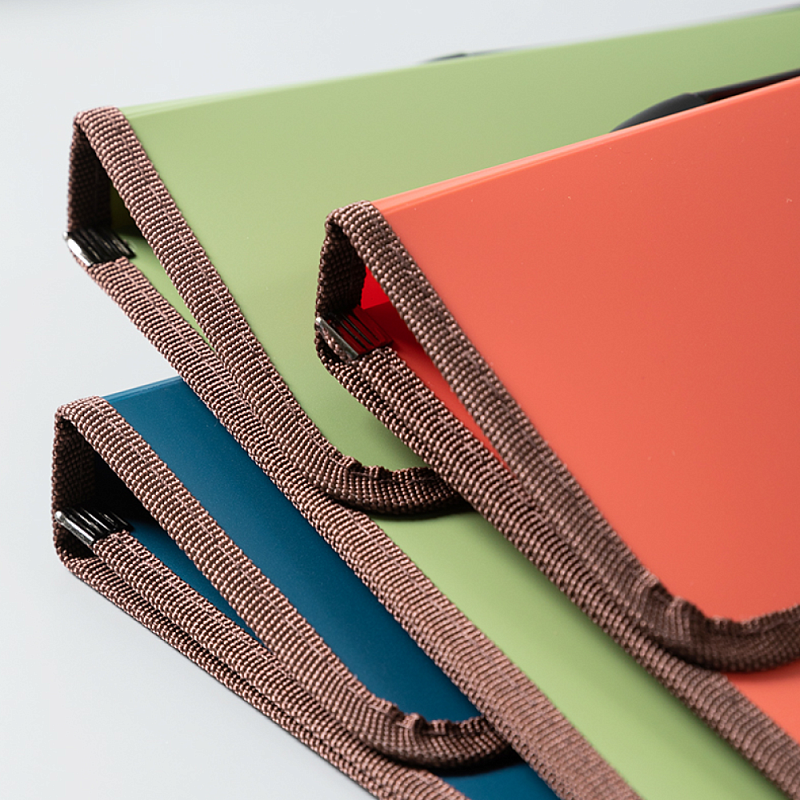 Портфель на 2 деления Deli, пластик, 2, ассорти