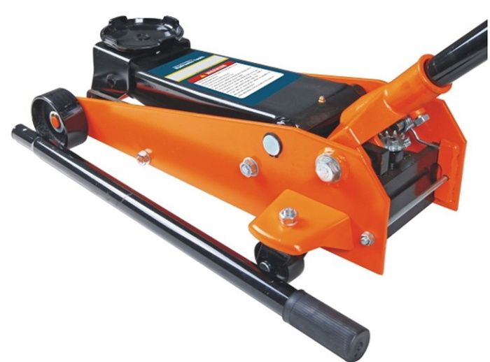 Домкрат гидравлический подкатной 2 т, 135-300 мм, GSJ TOR 1036610