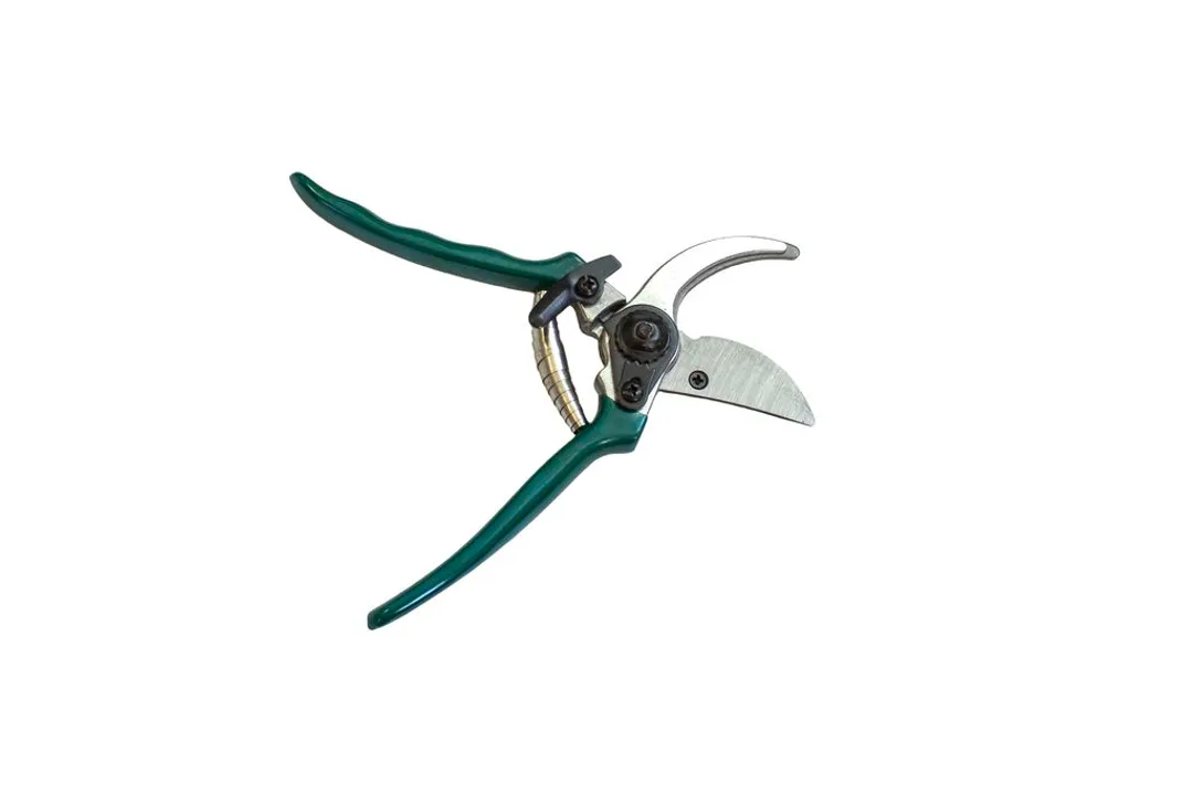 Секатор садовый с боковой фиксацией, L-210 мм,в блистере WMC TOOLS WMC-TG1301008-A