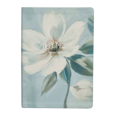 Ежедневник недатированный "Petals", А5, 320 страниц, голубой