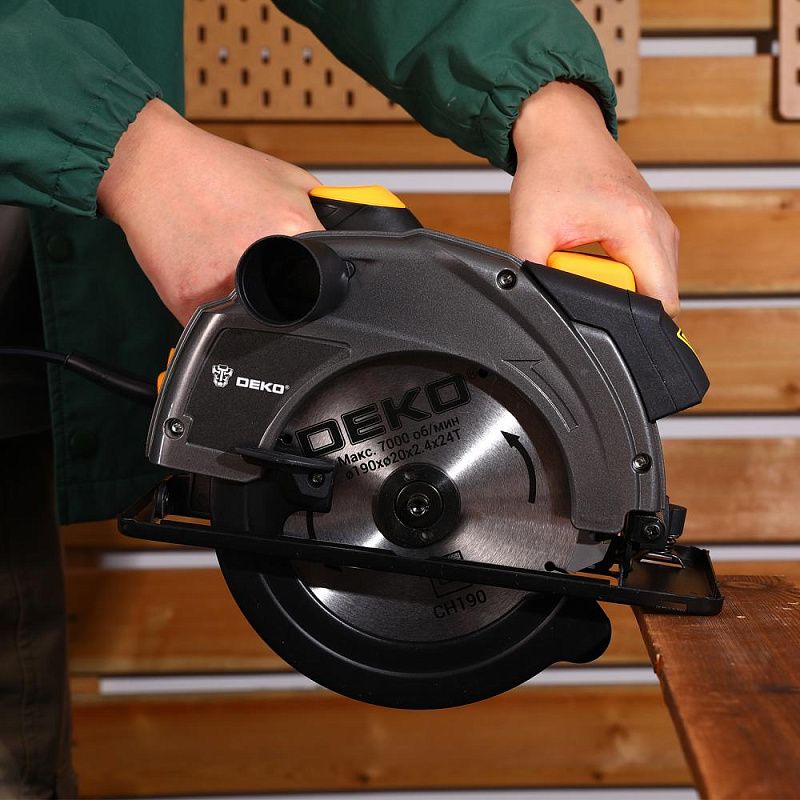 Пила циркулярная CSDK-1600 DEKO 085-1151