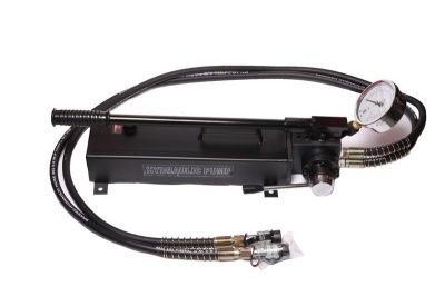 Насос гидравлический ручной с манометром, 20-700bar, емкость масла 3.5 л, L710 мм, ширина 150 мм, высота 275 мм ForceKraft FK-B700S