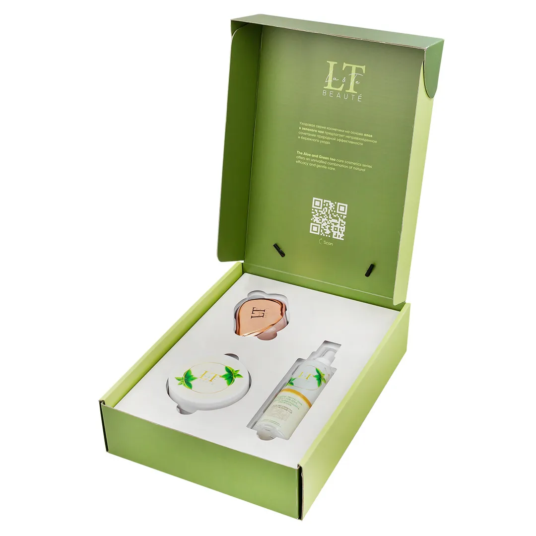 Набор косметики Алоэ и зеленый чай, 3 пр, маска LT-2166, с прей LT-2173, расческа La and Te beaute LT-GR7