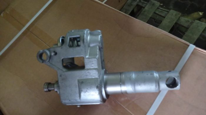 Гидроузел в сборе для тележек гидравлических 
RHP 2,5/3 т (Oil pump Assembly) TOR 1002365