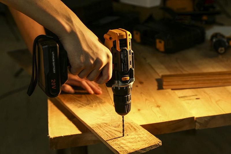 Дрель-шуруповерт аккумуляторная DKCD20FU-Li SET 63 063-4175 DEKO 063-4175