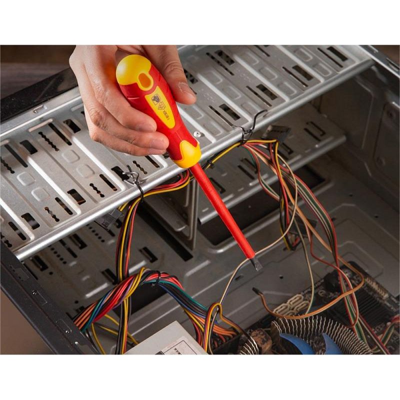 Набор отверток диэлектрических 5 пр Deli YS DL510005