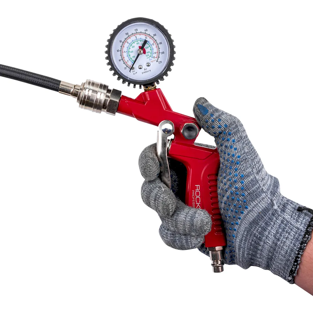 Пистолет для подкачки универсальный с набором 12 пр RockForce RF-8031K12-G