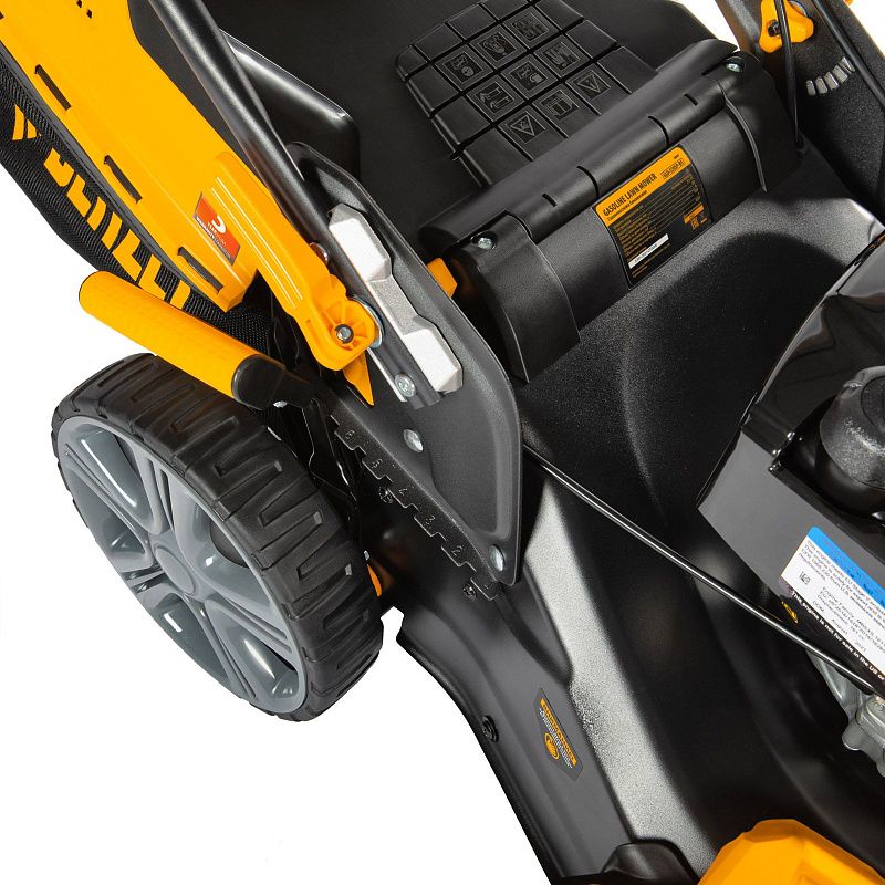 Газонокосилка бензиновая GLD-520SP-BS, 163 см3, Briggs Stratton, ширина 52 см, привод, 60 л Denzel 58807