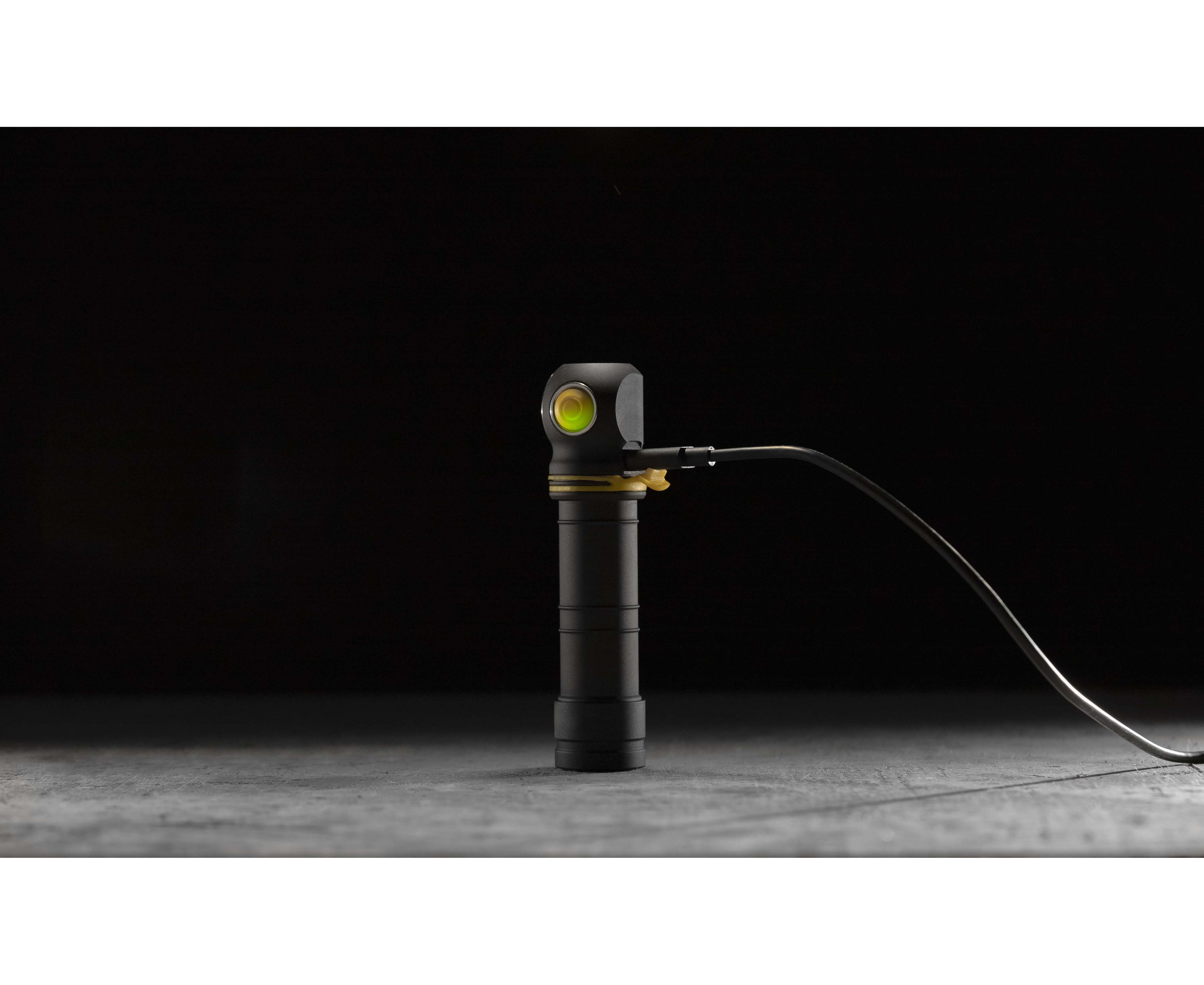 Фонарь Elf C2 Max LR USB-C Теплый Armytek F10702W