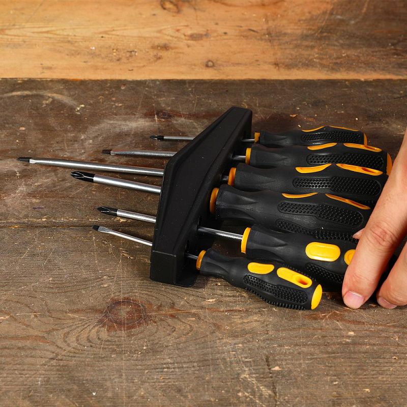 Набор отверток с эргономичными рукоятками SL, PH 6 пр DKSS06 DEKO 085-1081