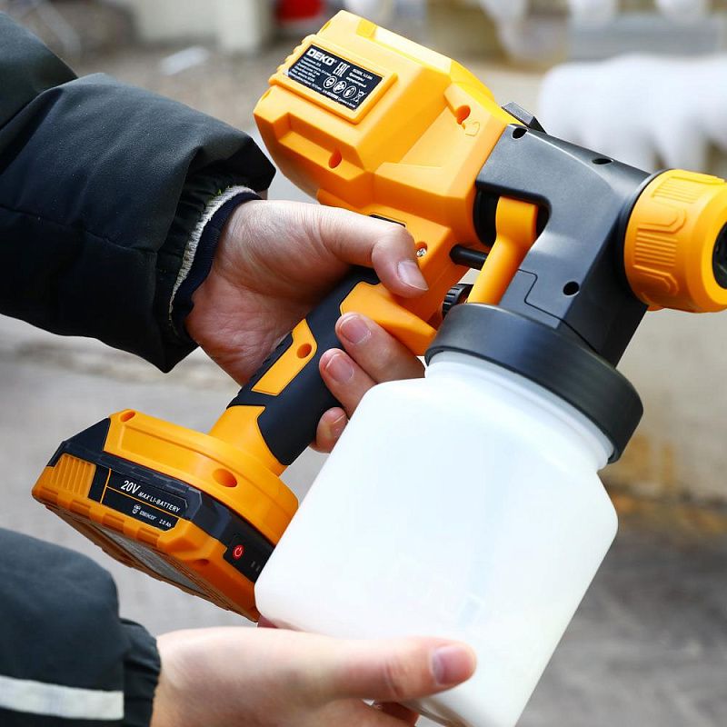 Краскопульт аккумуляторный SG20D DEKO 081-1072