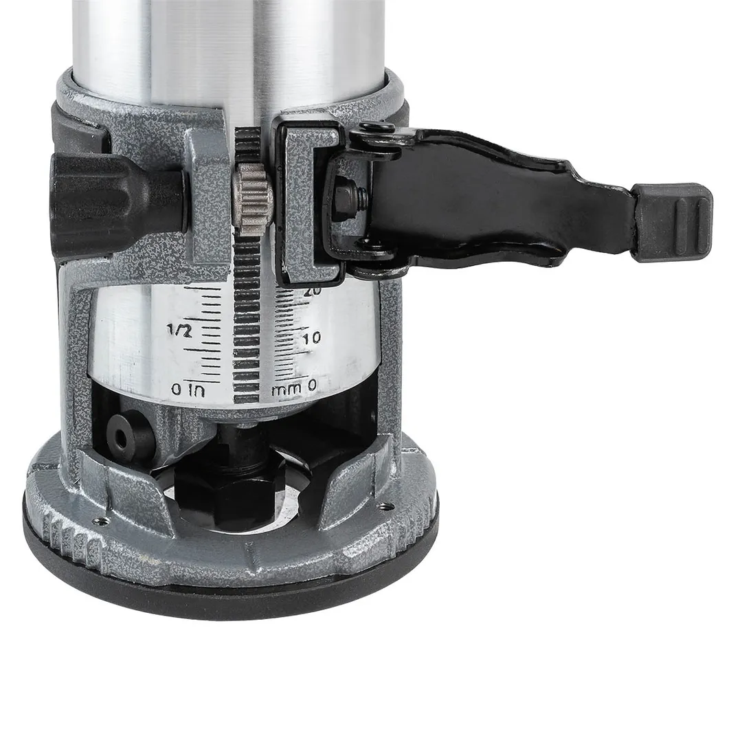 Фрезер ручной, 710Вт, 13000-33000 об/мин, ход фрезы 36 мм, диаметр цангового патрона 6,8 мм RockForce RF-RT0700C