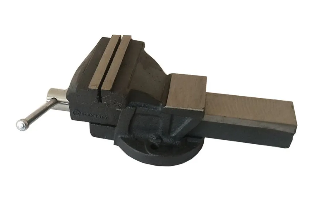 Тиски стальные с наковальней 125 мм ForceKraft FK-6540205