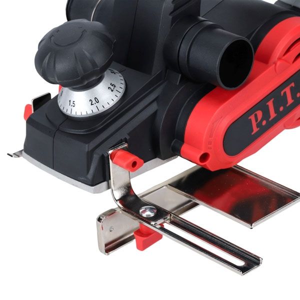 Рубанок электрич., 900Вт, 16000 об/мин, 2 ножа 82мм, 0-3мм, четверть 0-15,5мм PIT PEP82-C1