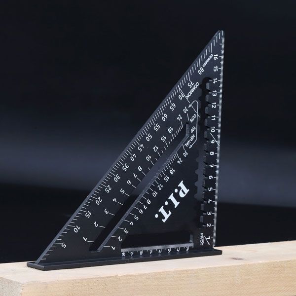 Угольник Свенсона метрический кровельный DRUA (180 мм) PIT HSQR04-0180A