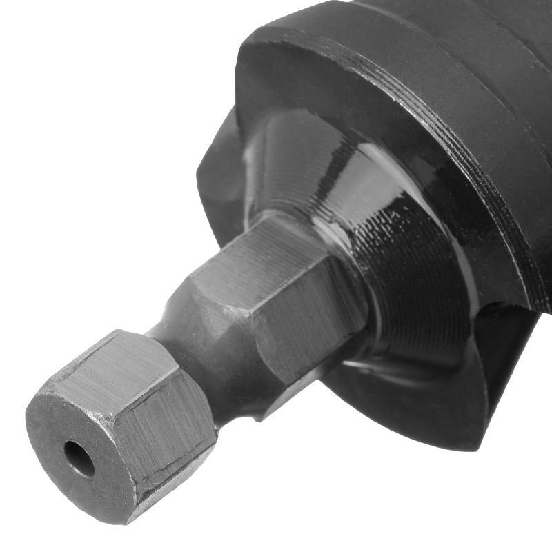 Сверло ступенчатое, 4-6-8-10-12-14-16-18-20-22-24-26-28-30-32 мм, Р6М5, 6-гр. хвостовик Denzel 723606