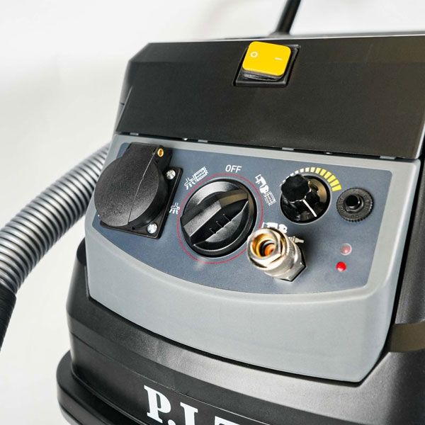 Пылесос строительный электрич. ULTRA, 1600Вт, розетка 2кВт, коннектор, 40л, сух/мокр PIT PVC40-C