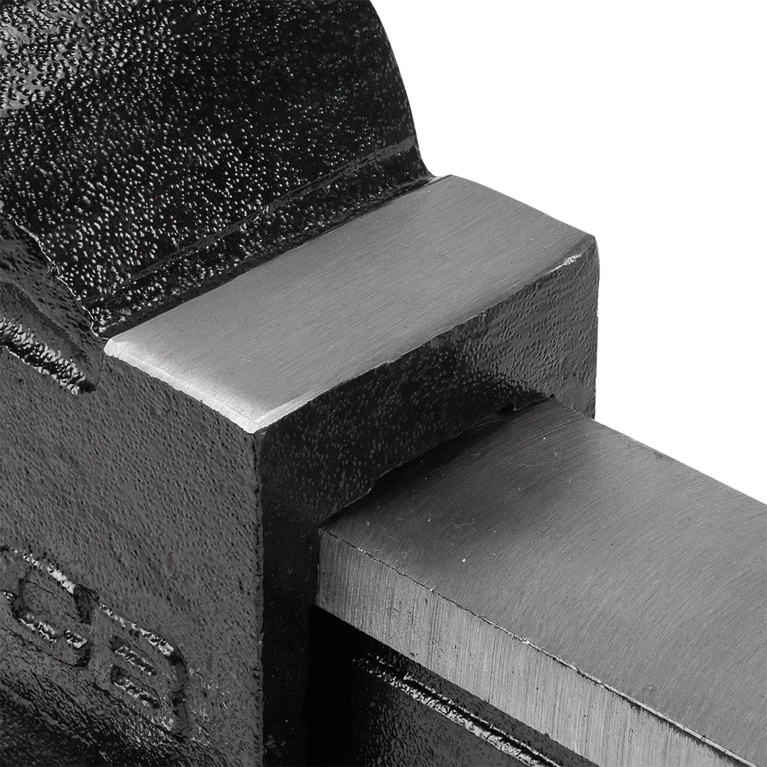 Тиски стальные поворотные с наковальней 6''-150 мм JCB JCB-6540306