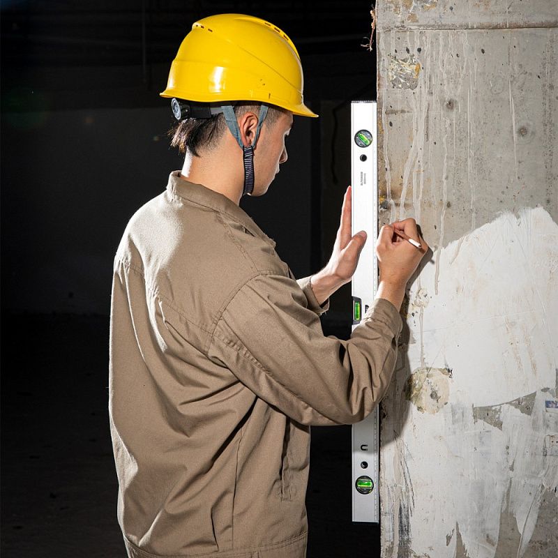 Уровень строительный Deli YS EDL700800B, 800 мм, магнит, алюминиевый сплав