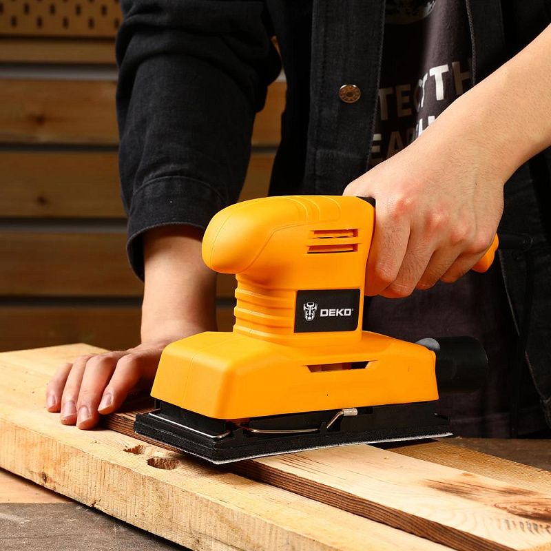 Виброшлифмашина DKS250 DEKO 063-4199