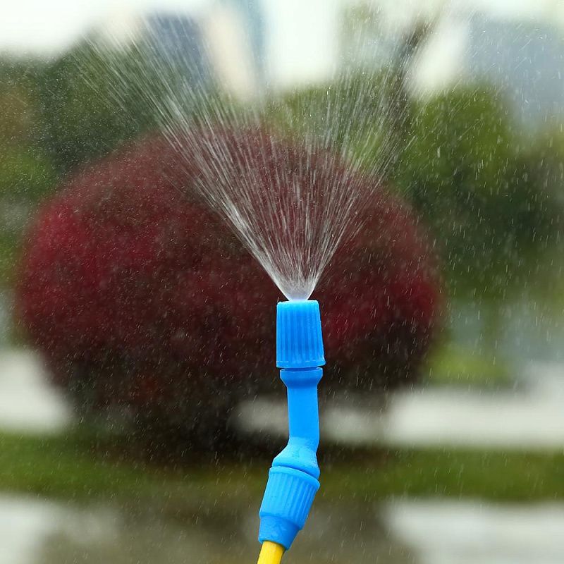 Опрыскиватель садовый помповый DKSP08 8 л DEKO 065-0940