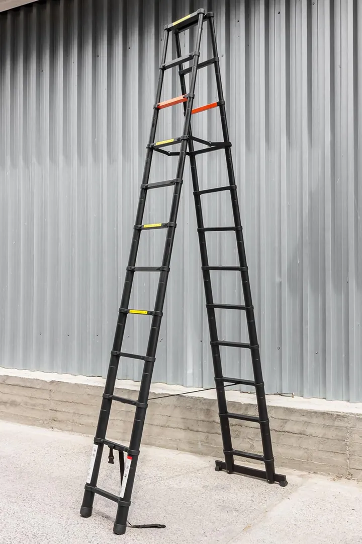 Стремянка телескопическая алюминевая бытовая 3,5 м, 12+12 ступ. RockForce RF-UP350-2