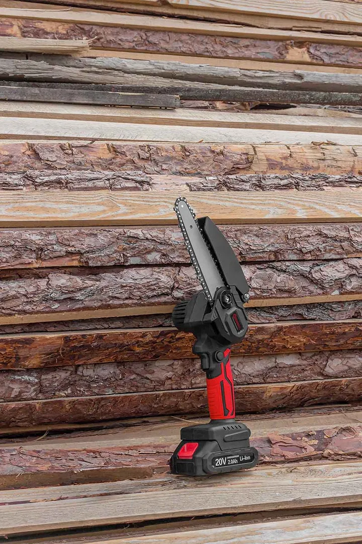 Пила цепная аккумуляторная, 1 аккумулятор Li-ion 20V, 2.0Ah ForceKraft FK-WT03156