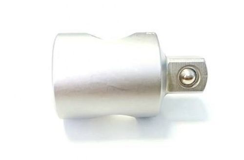 Адаптер с отверстием под вороток 1/2''(F)х3/8''(M) L46 мм Force 80643