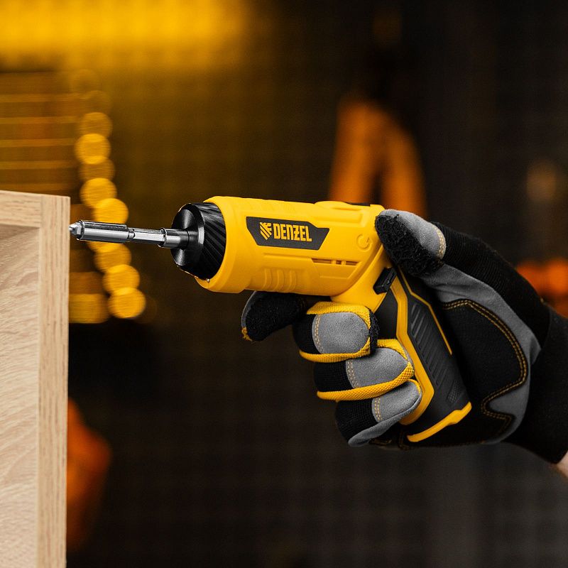 Отвертка аккумуляторная CSH-3.6, 54 биты, Li-Ion, 3,6 В Denzel 26004