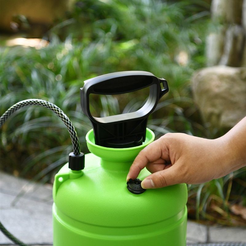 Опрыскиватель Deli GS DL581110, помповый, 10 л, зеленый, черный