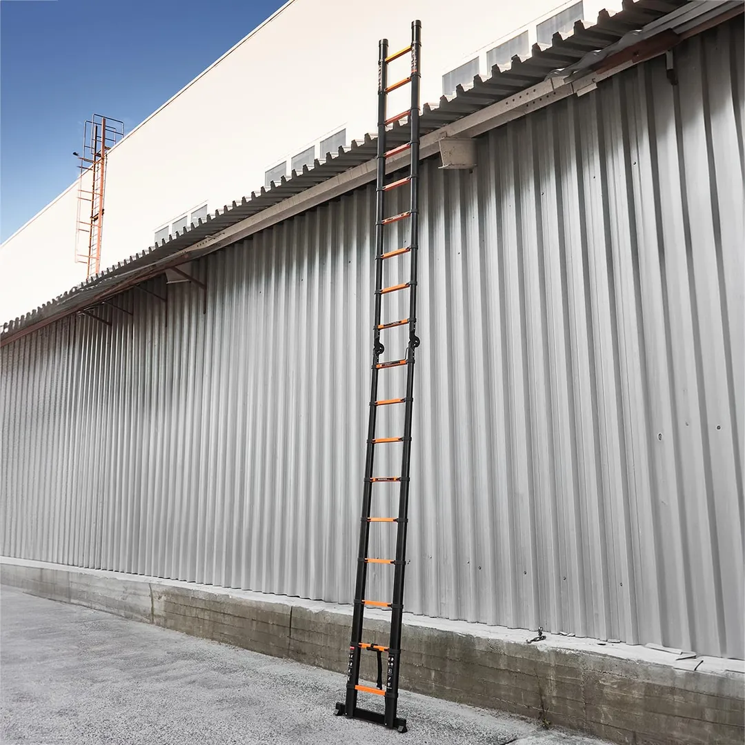 Лестница-стремянка телескопическая алюм. бытовая 2.8+2.8 м, 9+9 ступ. ISMA ISMA-UP280-M