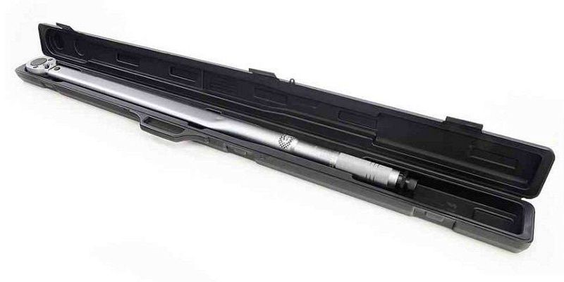 Ключ динамометрический 140-700 Нм 3/4'' Force 64761030