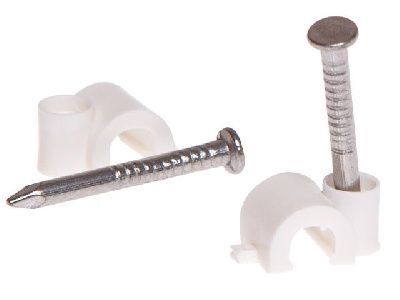 Скоба для крепления круглого кабеля, с гвоздем 10 мм 30 шт в зип-локе Starfix SMZ2-35838-30