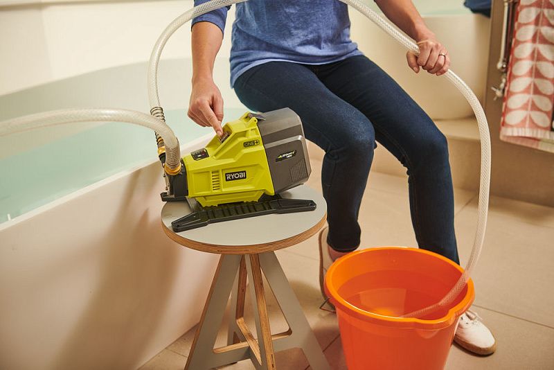 ONE + / Насос для перекачки воды R18TP-0 (без батареи) RYOBI 5133003934